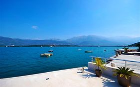 Beachfront Apartments Tivat